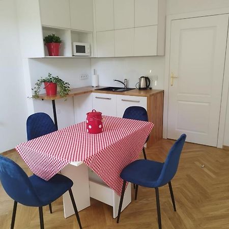 Urban Nest Apartments Brodowicza 14 Краков Экстерьер фото